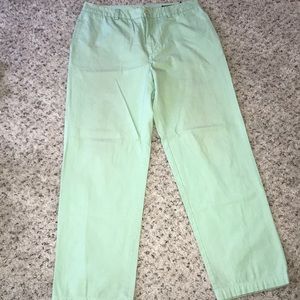 Men’s light green vineyard vines pants
